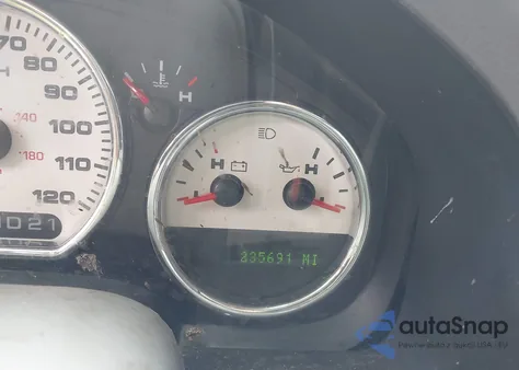 2004 Ford F-150 Stx/Xl/Xlt из США, поврежденный, VIN 1FTRF14W24NB71321